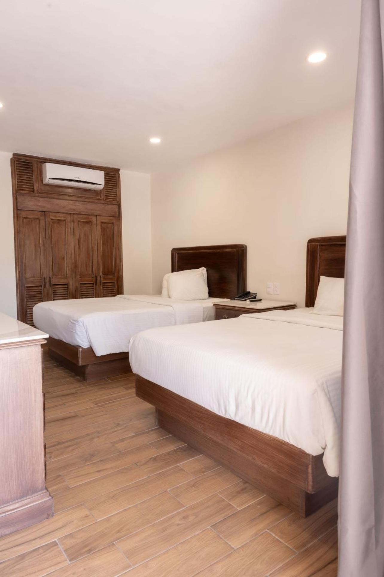 Hotel San Antonio Тампико Екстериор снимка